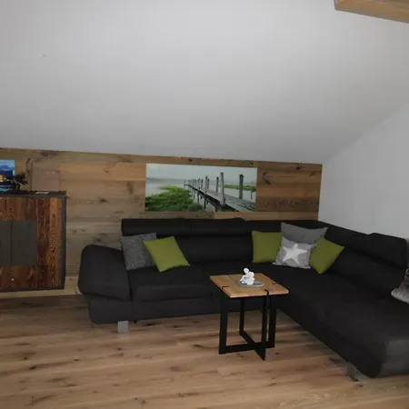 Apartmenthaus Vergissmeinnicht אבטנאו